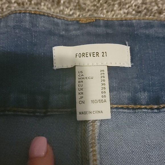 Forever 21 shorts - Picture 2 of 2